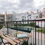 Bright 1 Bdr W/ Pool View By Lovelystay Lisboa