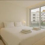 Apartamento Bright 1 Bdr W/ Pool View By Lovelystay