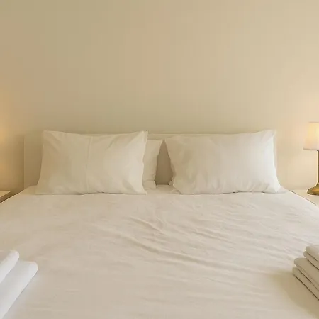 Bright 1 Bdr W/ Pool View By Lovelystay * Lizbona