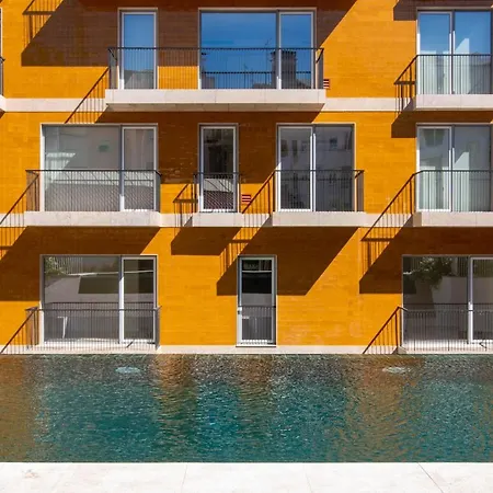 Appartement Bright 1 Bdr W/ Pool View By Lovelystay